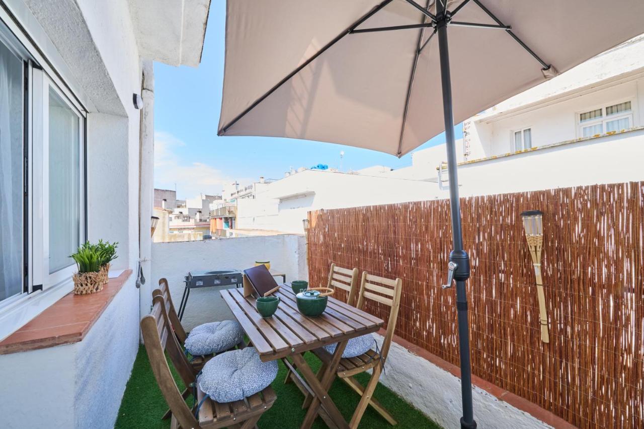 Lovely 2 Bedroom Apartment With Terrace Blanes Bagian luar foto